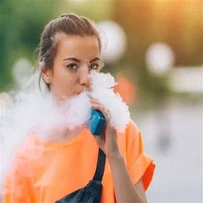 ই-সিগারেট থেকে নির্গত ধোঁয়া কি ক্ষতিকর?